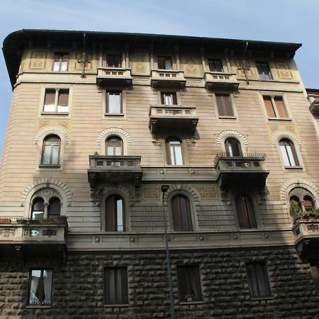 밀라노 Viale Lunigiana - Penthouse - 6 People 아파트 외부 사진
